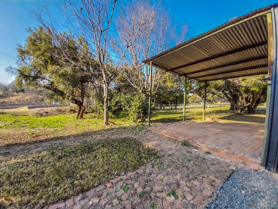 To Let commercial Property for Rent in Broederstroom North West